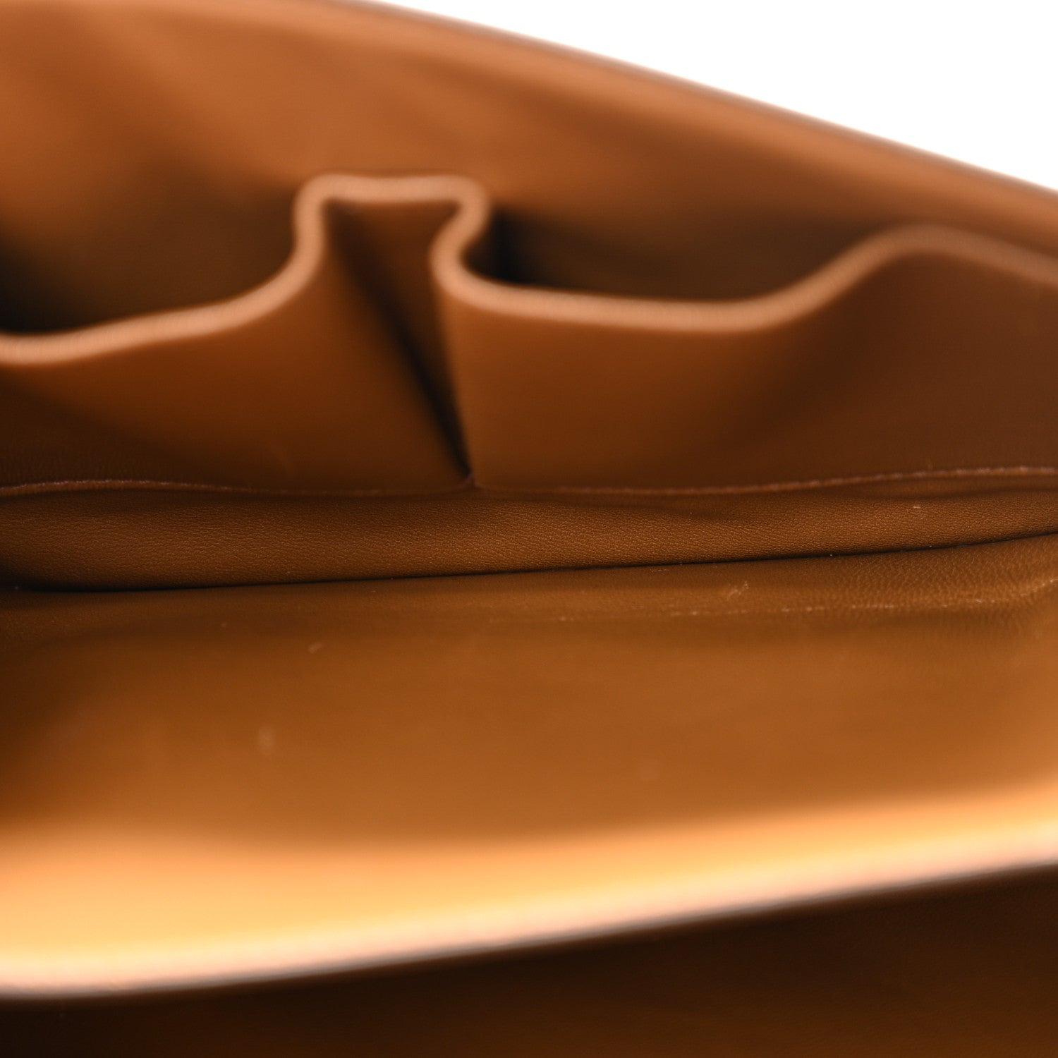 Box Calfskin Medium Classic Box Flap Bag Camel