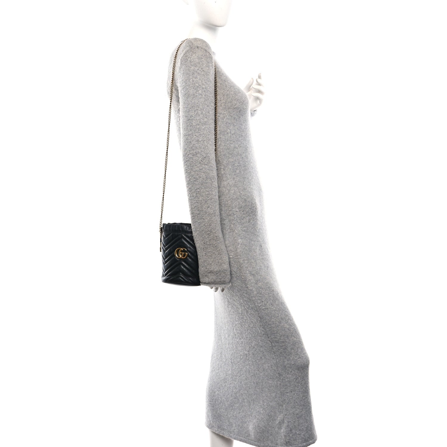 Calfskin Matelasse Mini GG Marmont 2.0 Bucket Bag Black
