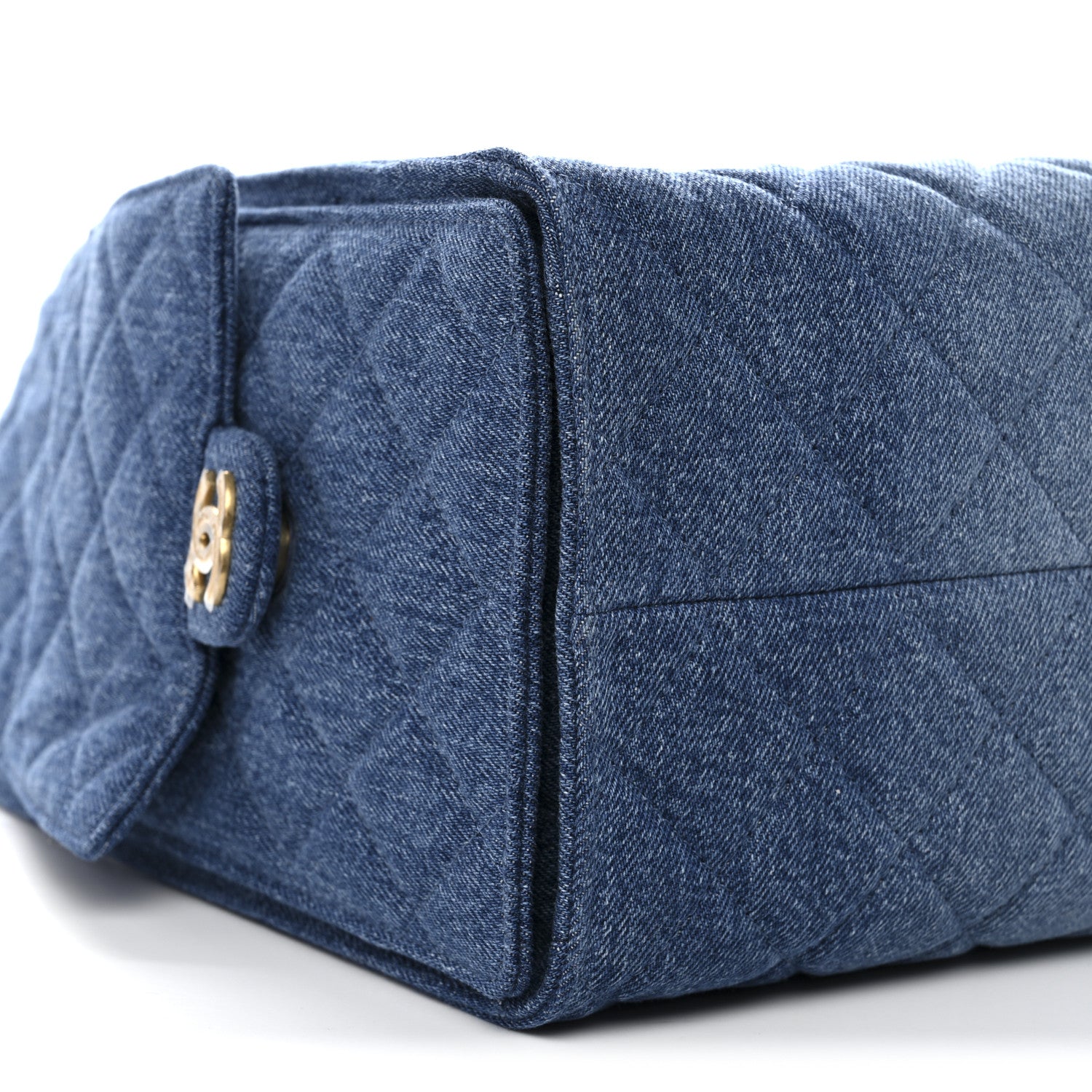 Washed Denim Quilted Medium CHNL 25 Handbag Blue