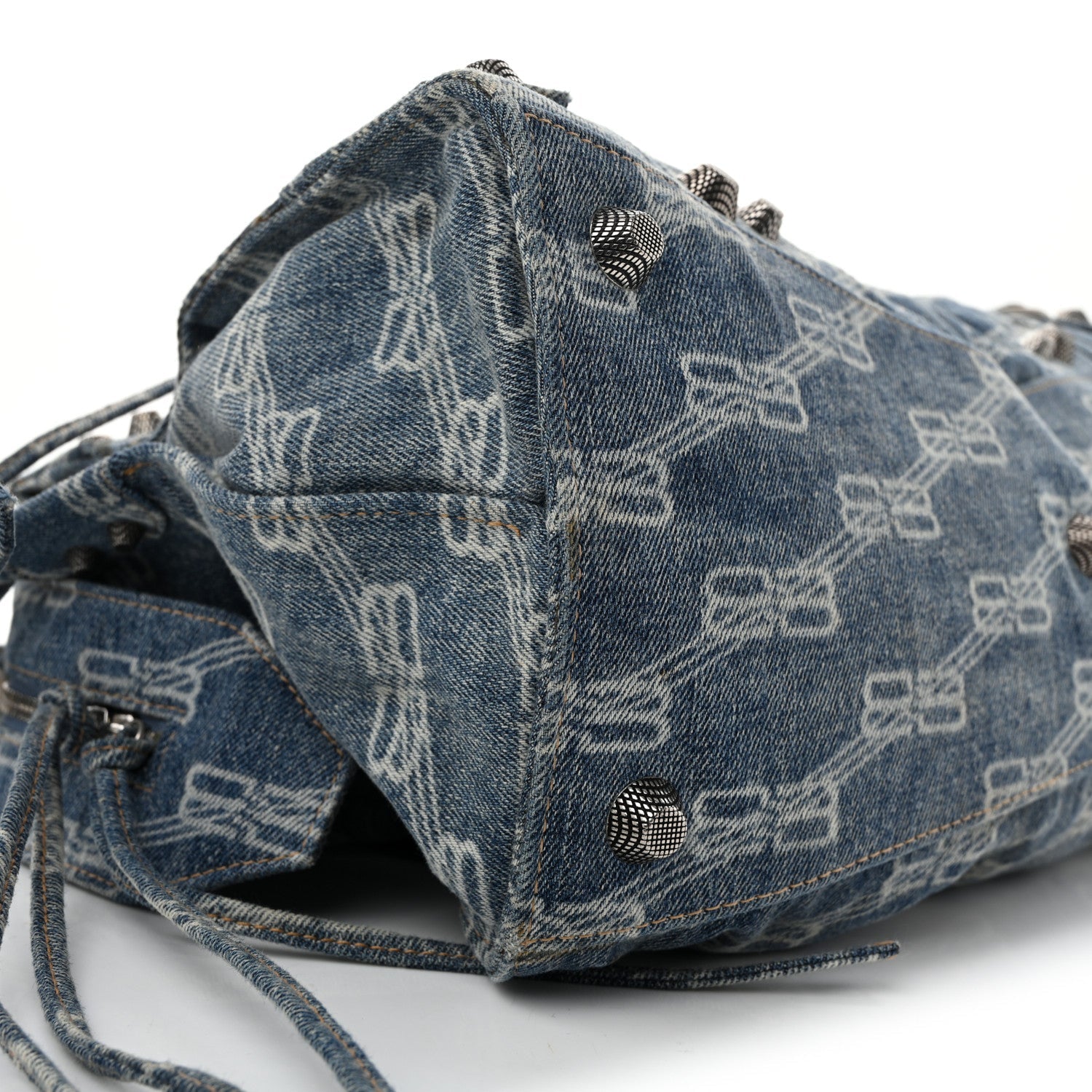 Denim BB Monogram Neo Cagole City Handbag Blue