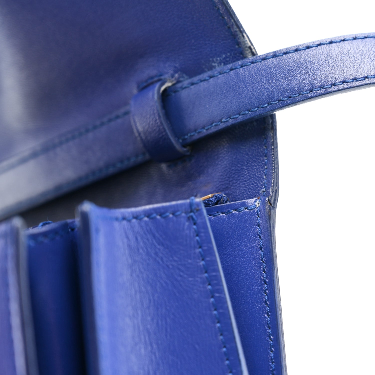 Box Calfskin Medium Classic Box Flap Bag Indigo