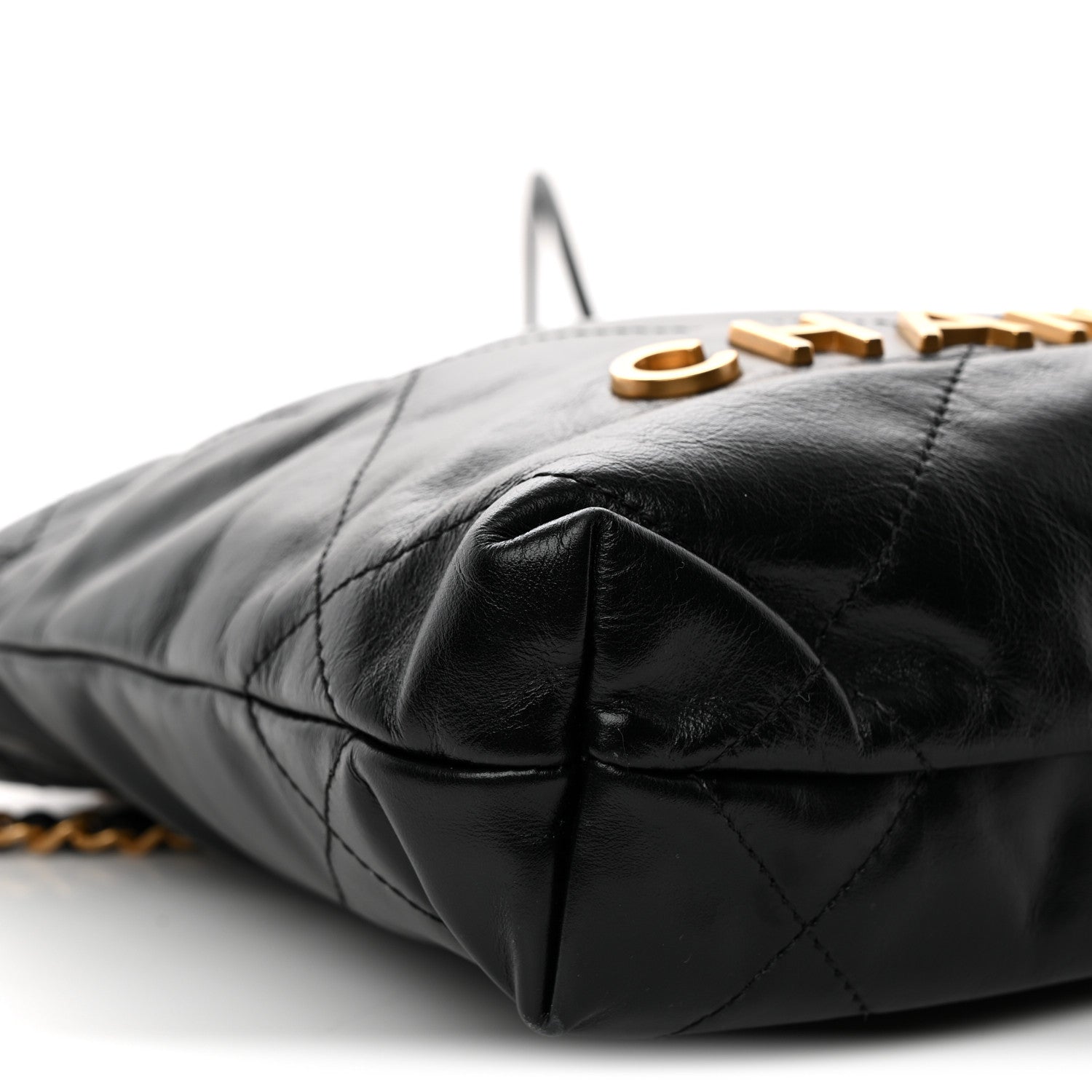 Shiny Calfskin Quilted Mini CHNL 22 Black
