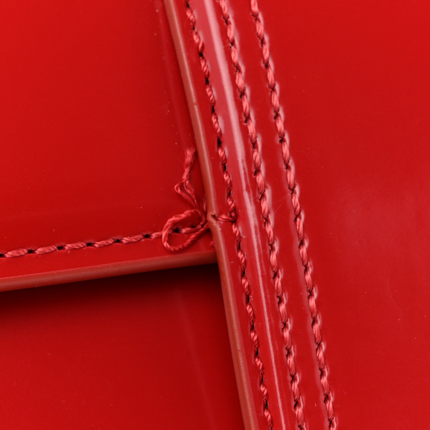 Glazed Calfskin Le Bambino Long Red